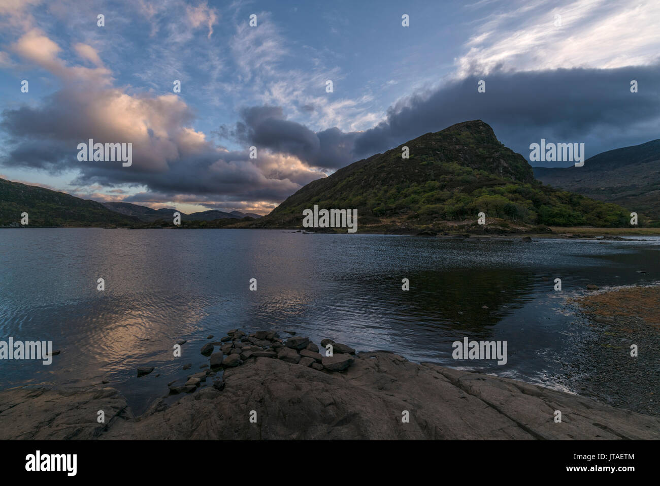 Nido dell'Aquila, Parco Nazionale di Killarney, nella contea di Kerry, Munster, Repubblica di Irlanda, Europa Foto Stock