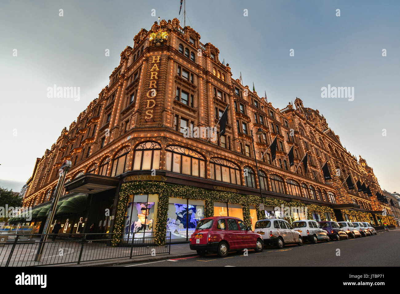 Harrods all'alba Foto Stock