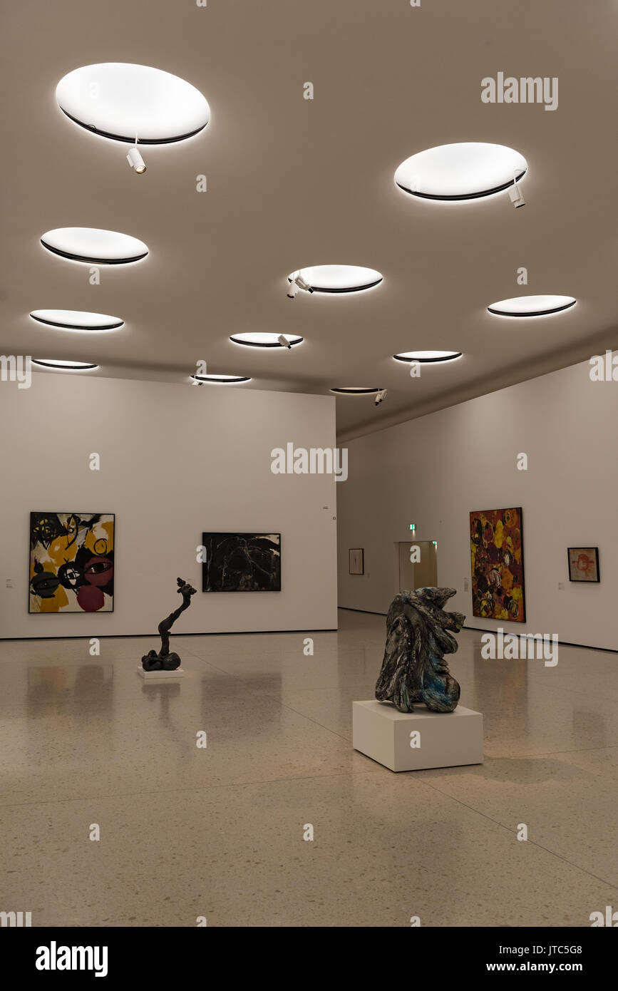 Interno del nuovo museo di arte contemporanea a Staedel Museum di Francoforte Germania Foto Stock