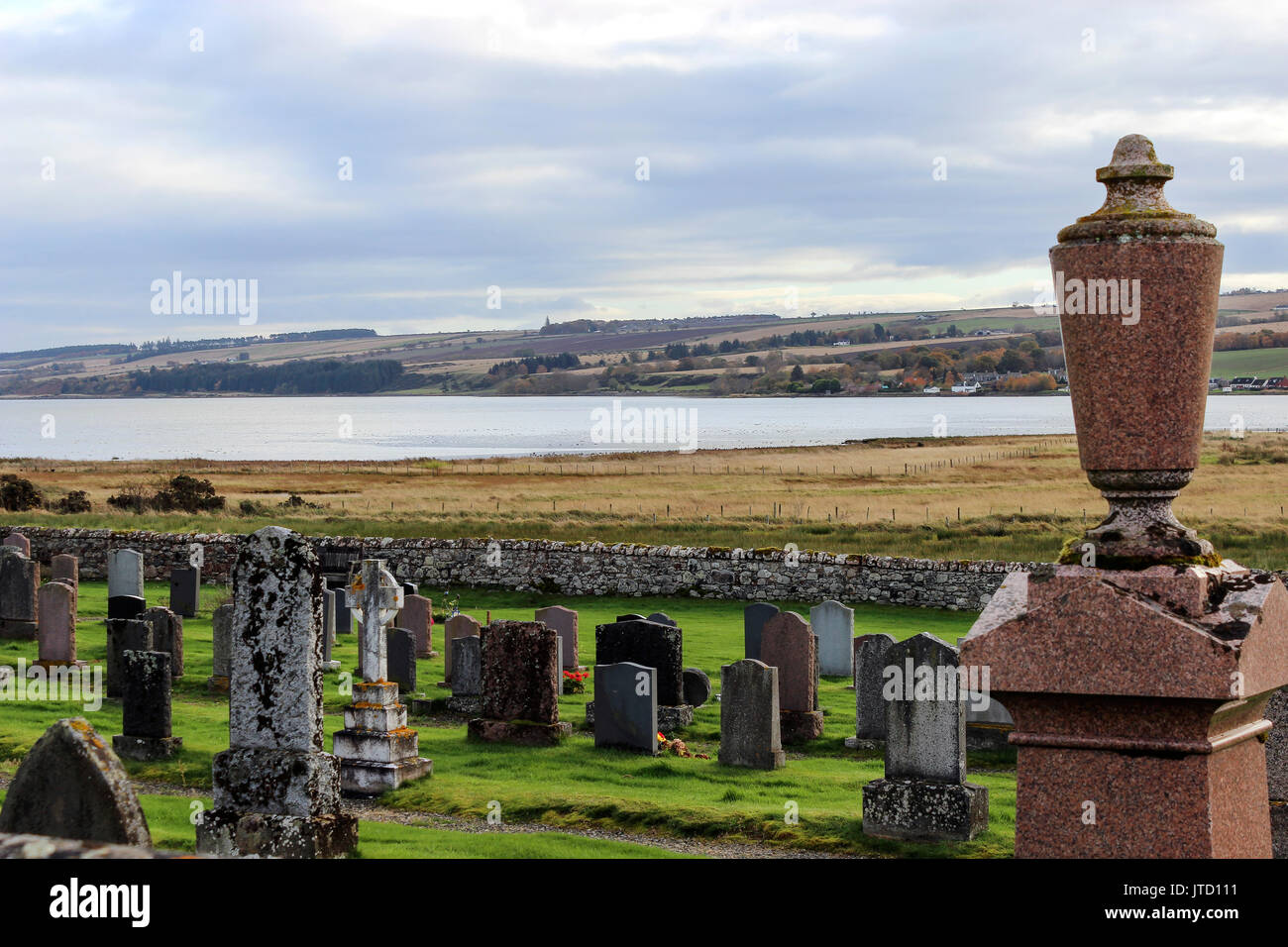 Scozia, Highlands, cimitero, cimitero, terreni della chiesa, Tombe, terra di sepoltura, lapidi, autunno, pietre di testa, Lapidi, campagna, Rurale Foto Stock