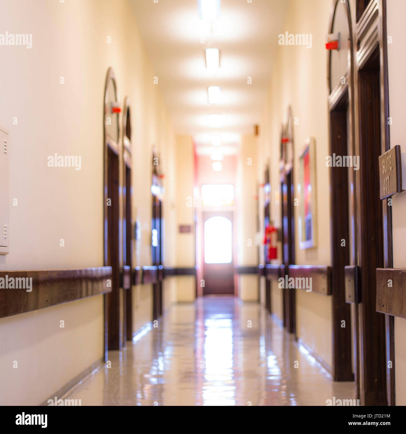 Hotel corridoio; porte; Suites Foto Stock