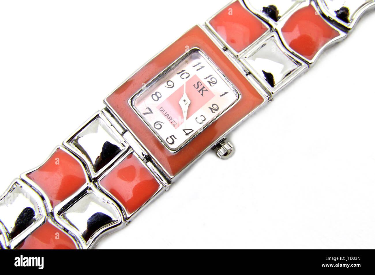 In acciaio inox e smalto rosa SK Shengke orologio da polso di tempo 3:50  Foto stock - Alamy