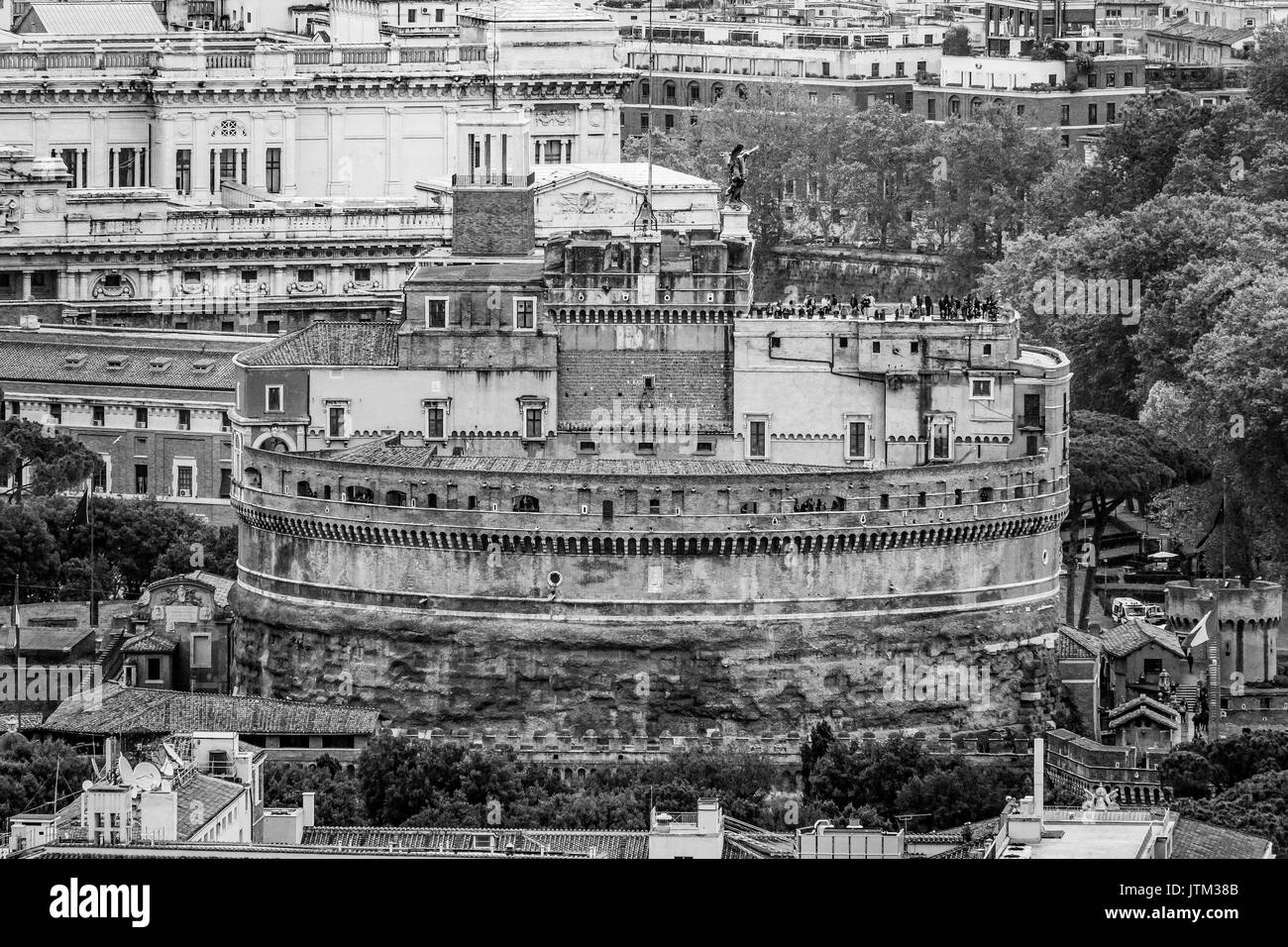 Vista aerea dalla Basilica di San Pietro a Roma su Angeli Castello - il famoso Castel Sant Angelo Foto Stock