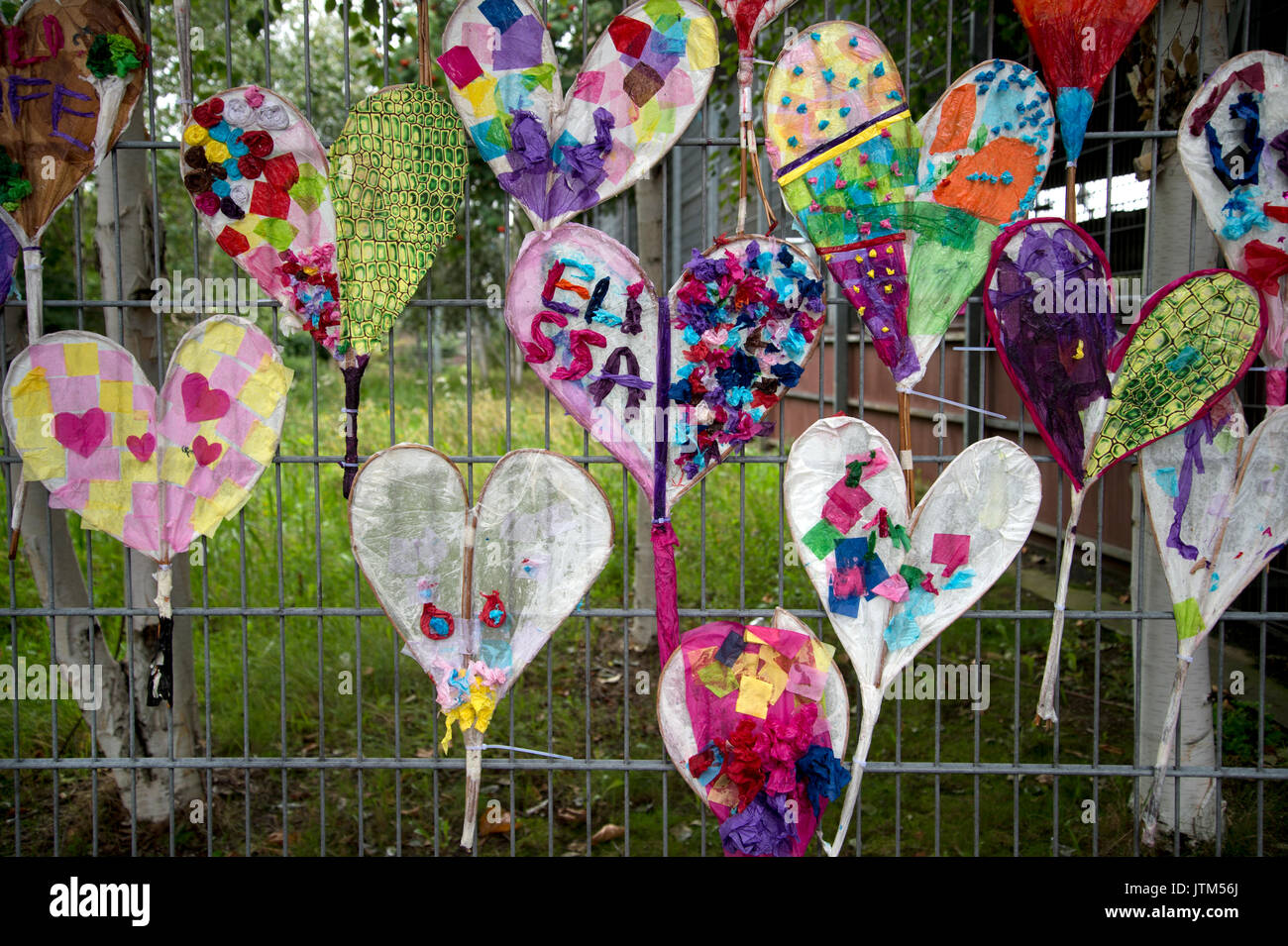 Grenfell Tower, West London. Conseguenze della tragedia. memoriale per le vittime dell'ffire. Foto Stock