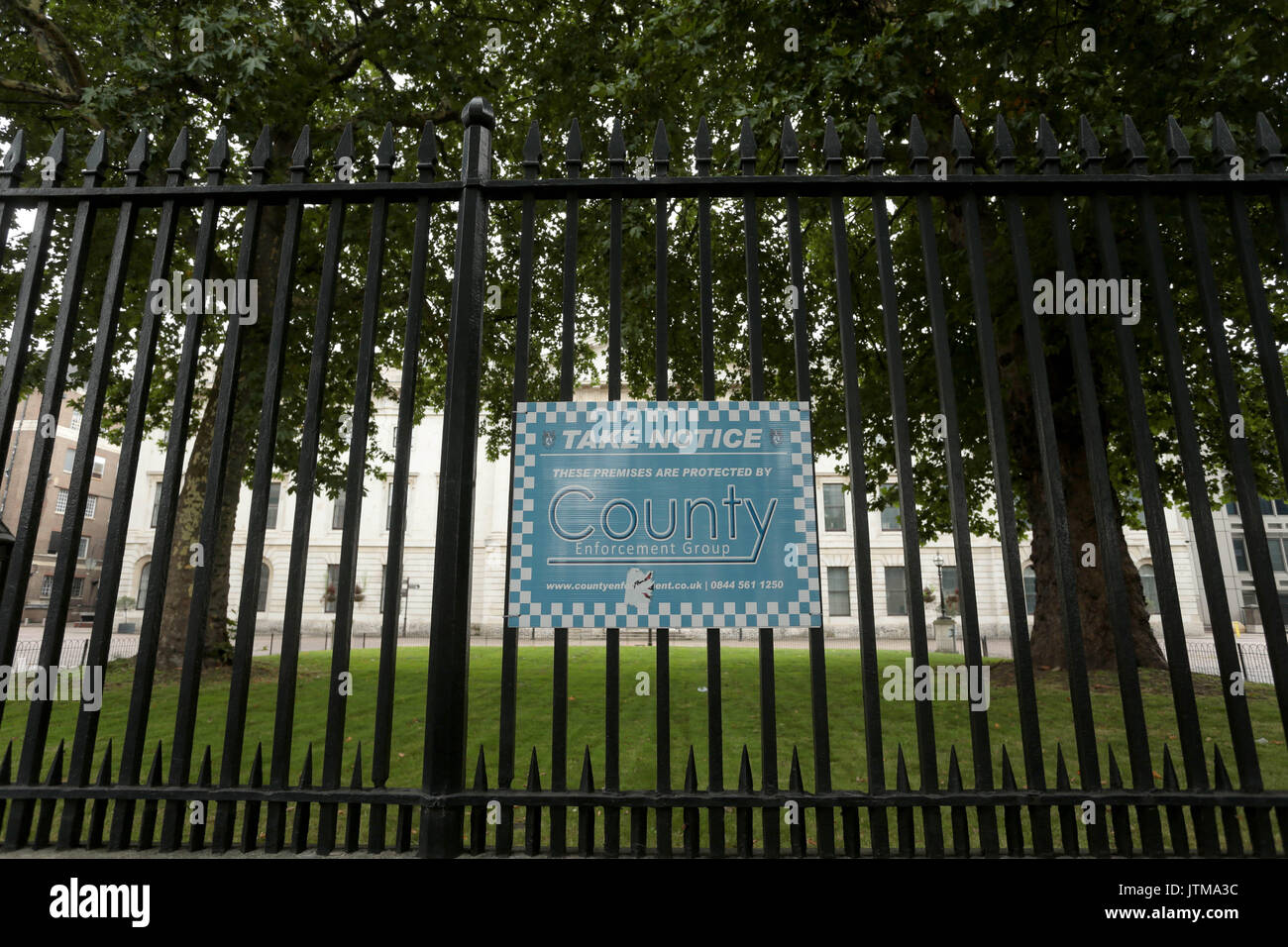 Royal Mint Court è il sito di un edificio del XIX secolo situato su una piccola collina della Torre di Londra, Inghilterra che è servita come casa della Royal Mint Foto Stock