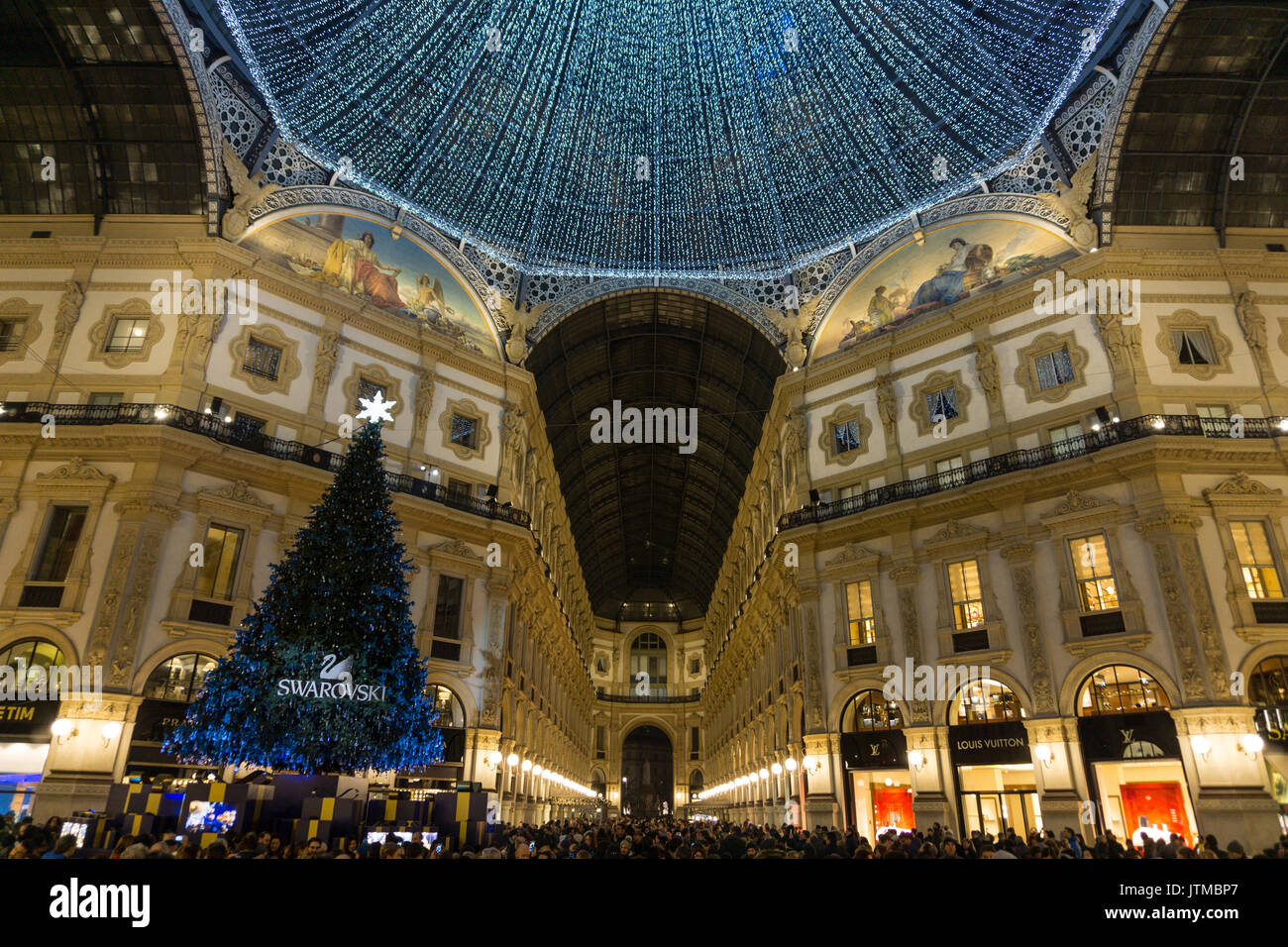 L'Italia, Lombardia, Milano, Swarovski albero di natale in Galleria Vittorio Emanuele II Foto Stock