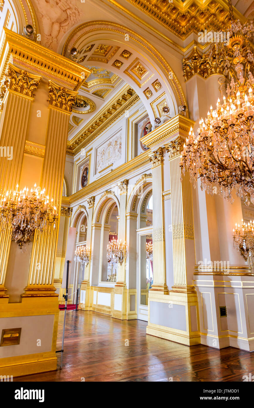 BRUXELLES, Belgio - 13 August 2014: Royal Palace di Bruxelles, Bruxelles, palazzo ufficiale del re e la Regina dei Belgi. Foto Stock