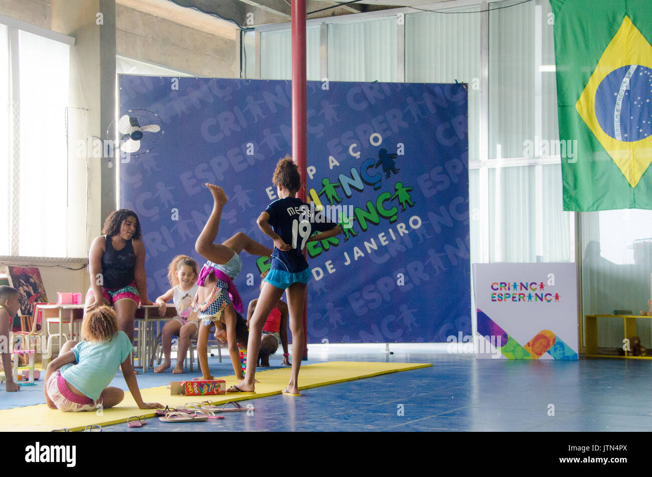 Espaco Crianca Esperanca è una ONG di Rio de Janeiro e che contribuisce a educare i bambini favela, che letteralmente significa "speranza per i bambini" Foto Stock