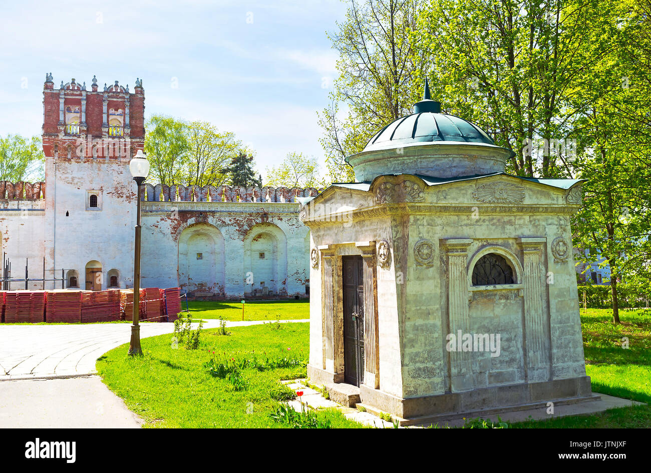 Il mausoleo Volkonsky è un luogo di sepoltura di princes Volkonsky nel Convento Novodevichy a Mosca, Russia Foto Stock