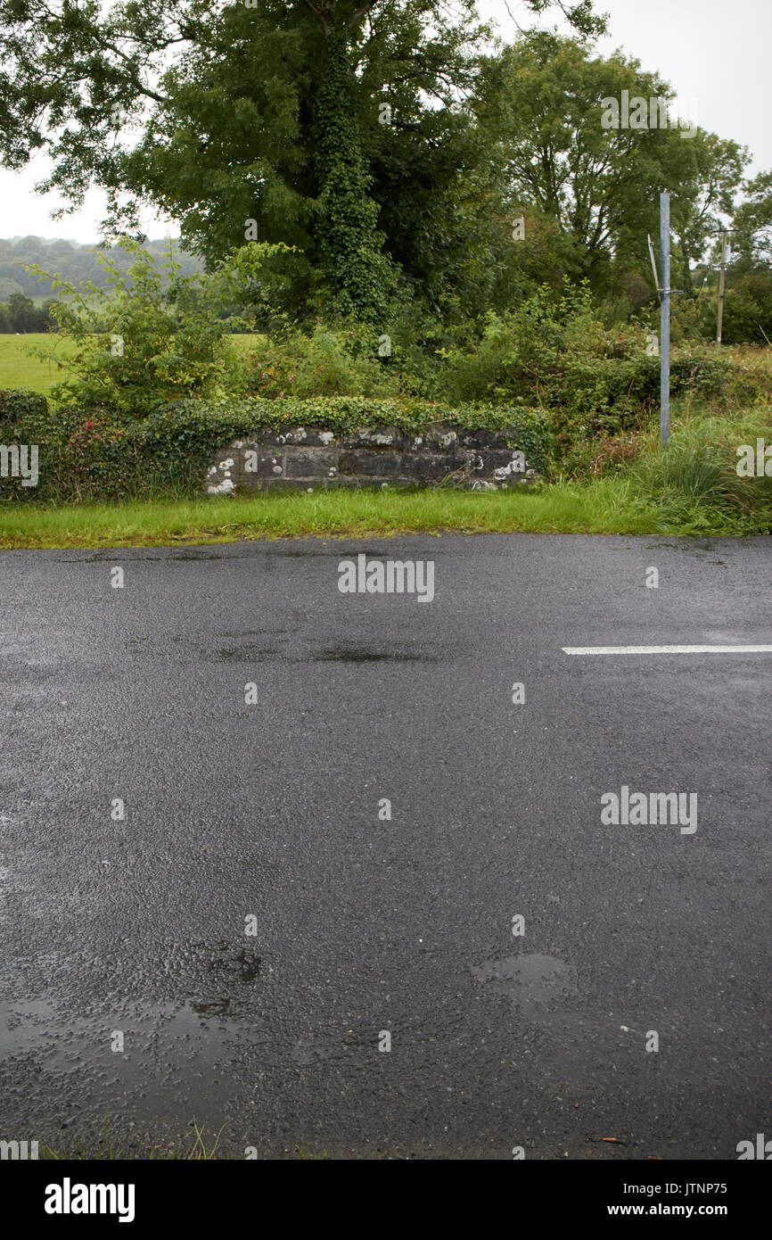 Camuffati piccola terra di confine tra Irlanda del Nord e della Repubblica di Irlanda Foto Stock