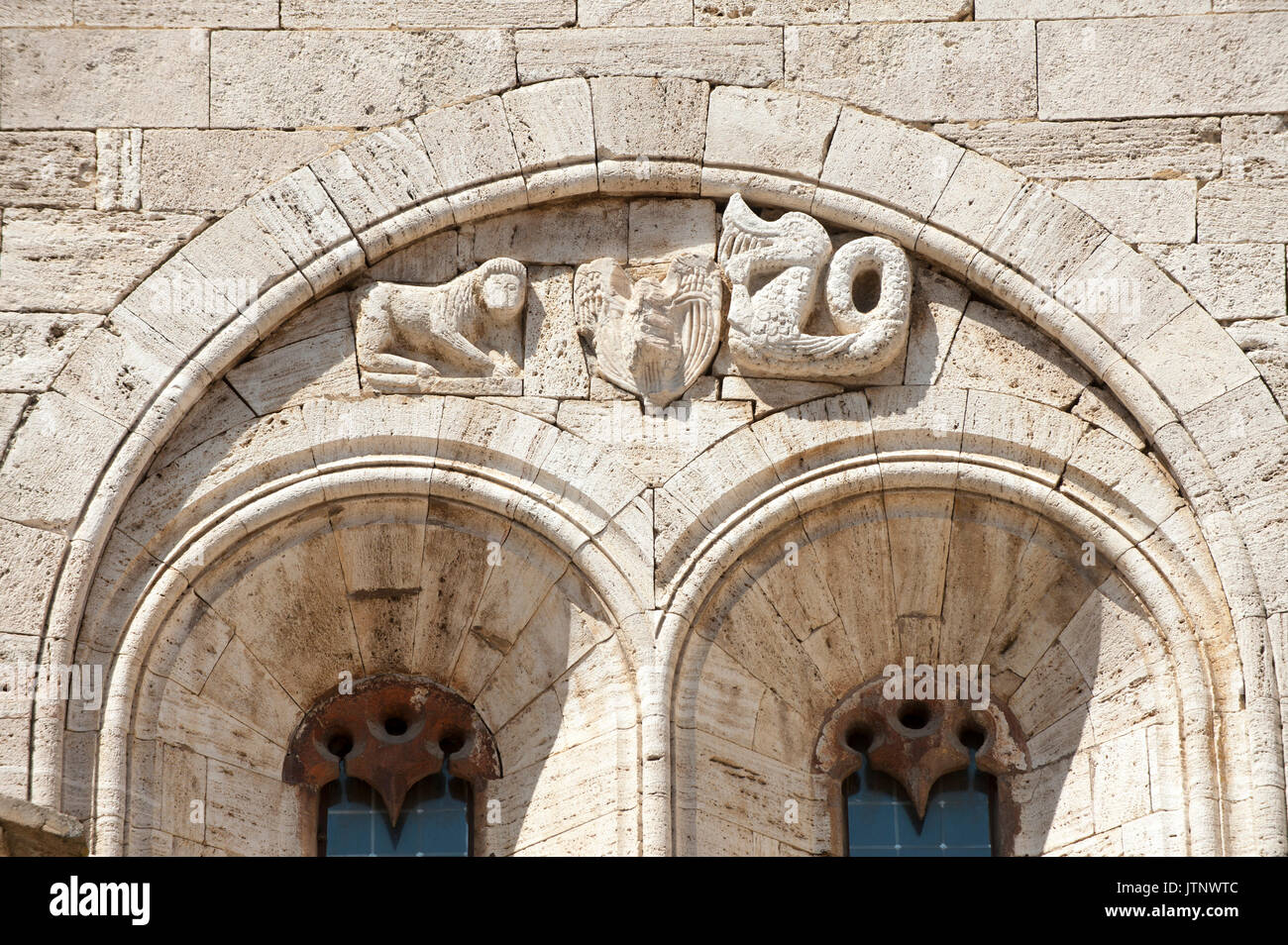 Collegiata romanica dei Santi Quirico e Giulitta di San Quirico d'Orcia nella Val d'Orcia elencati nel patrimonio mondiale dall UNESCO, Toscana, Italia. 31 luglio 2 Foto Stock