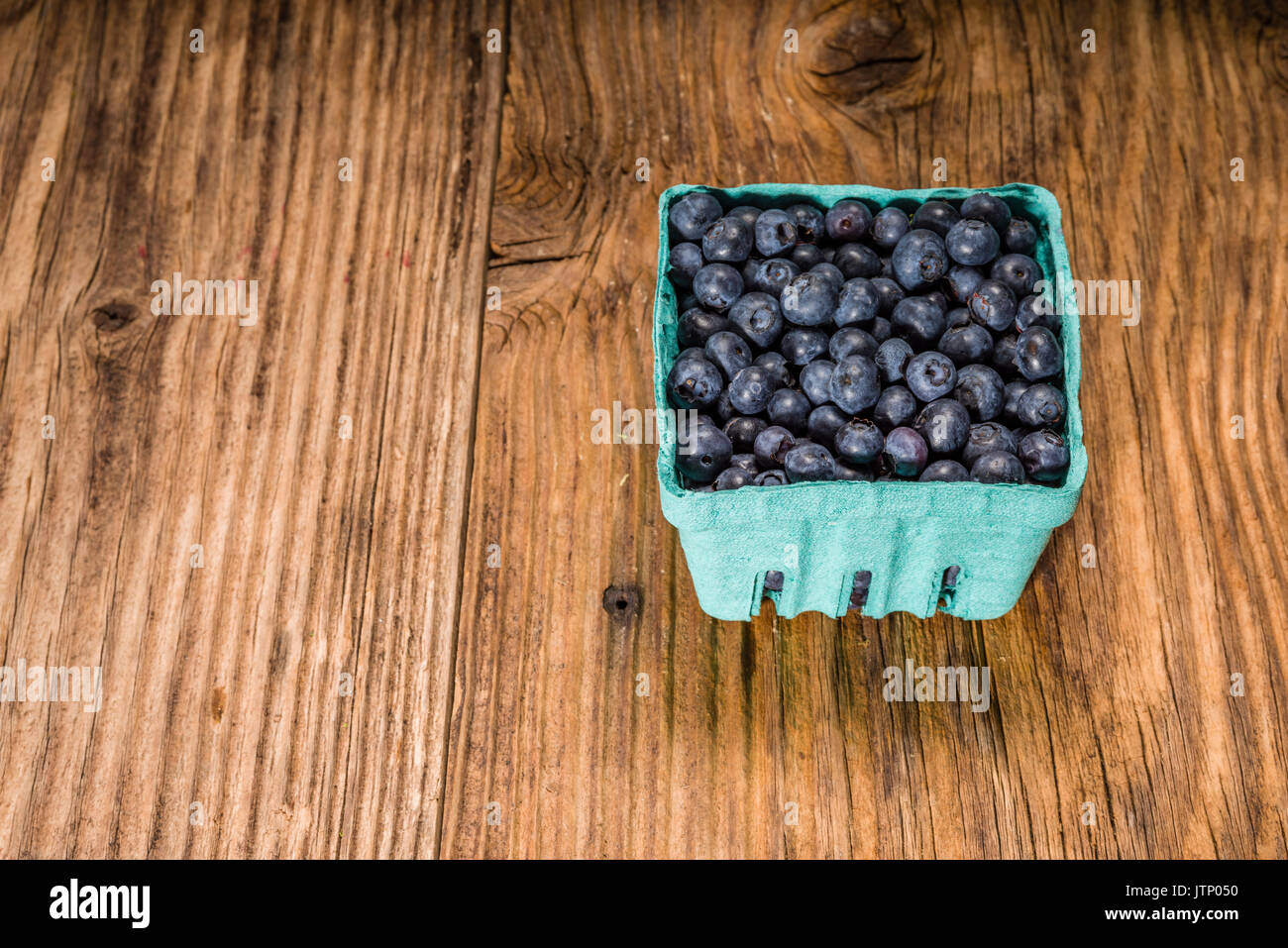 I mirtilli in piccoli cestini room per la stampa Foto Stock