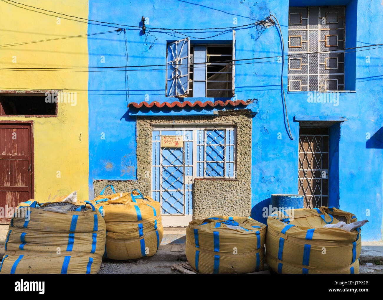 Colorate case residenziali in Regla, Havana, Cuba Foto Stock