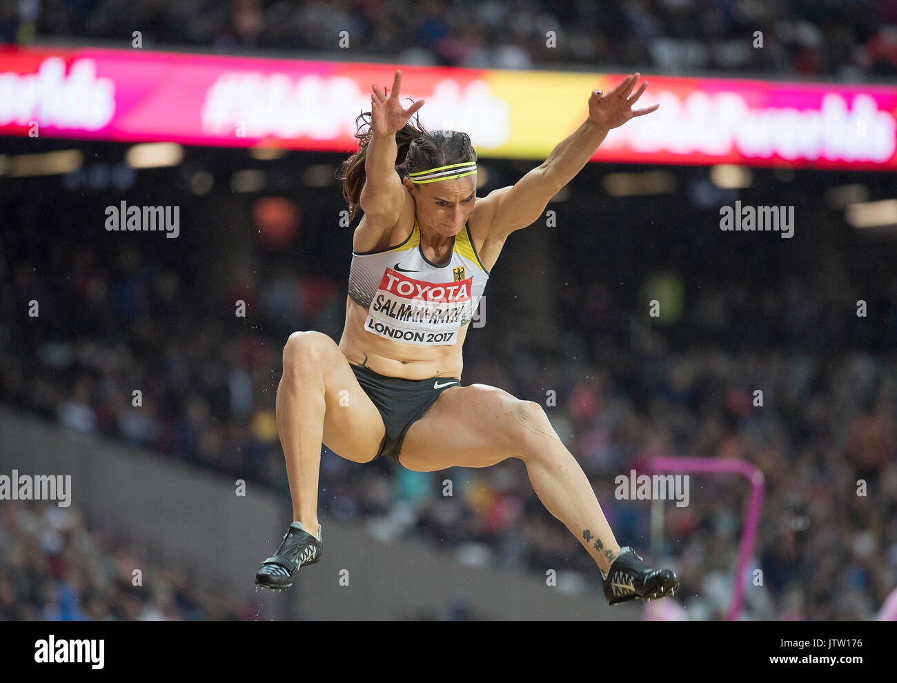 Londra, Grossbritannien. 09Aug, 2017. Claudia SALMAN-RATH, Deutschland, Aktion. Qualifikation Weitsprung der Frauen, am 09.08.2017 Leichtathletik Weltmeisterschaft 2017 a Londra/ Grossbritannien vom 04.08. - 13.08.2017. | Verwendung weltweit Credito: dpa/Alamy Live News Foto Stock