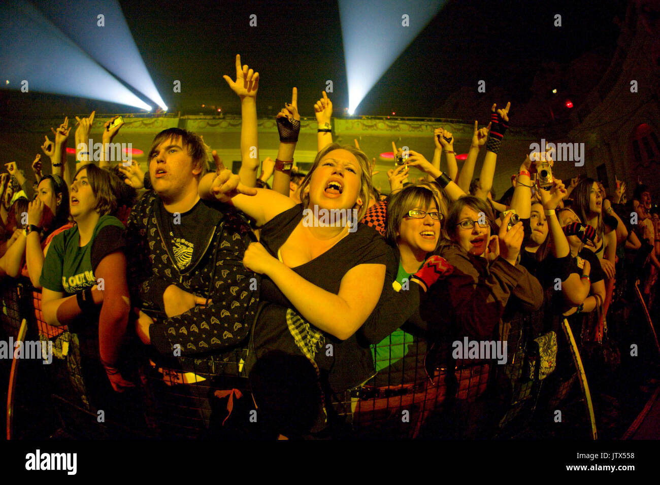 Fall Out Boy, Brixton Academy, 1 aprile 2007 Andrew Hurley: tamburi Joseph Trohman: chitarra/voce Patrick Stump: voce/chitarra Peter Wentz: Bass/Vocals Foto Stock