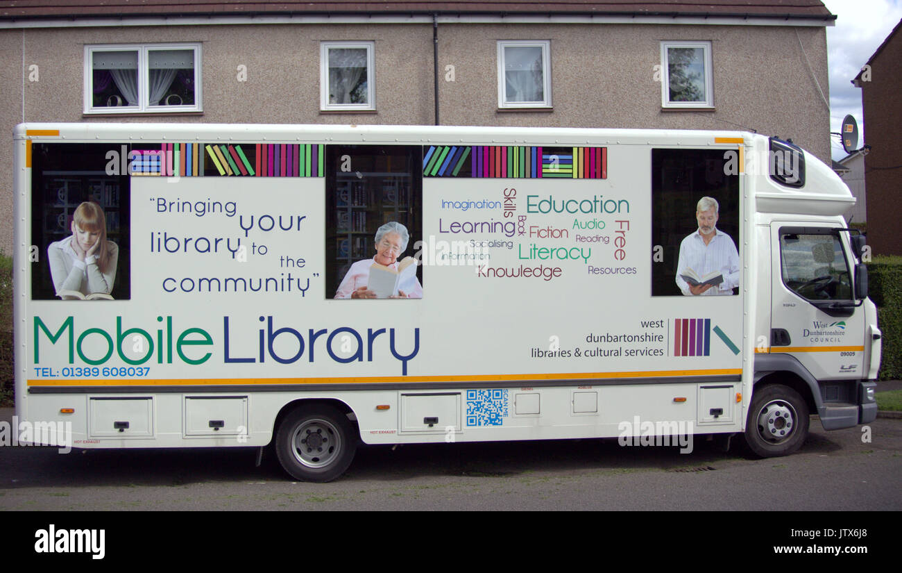 Libreria mobile nella comunità Clydebank sobborgo Scotland Regno Unito Foto Stock