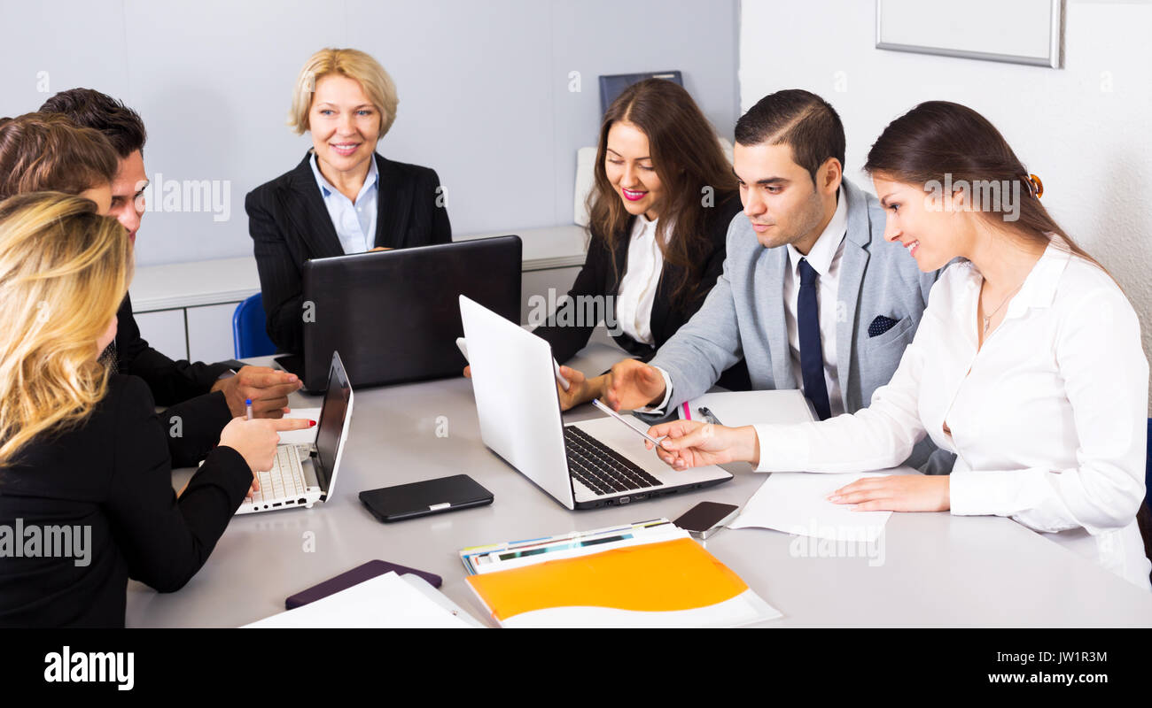 Incontri di lavoro agenzia UK