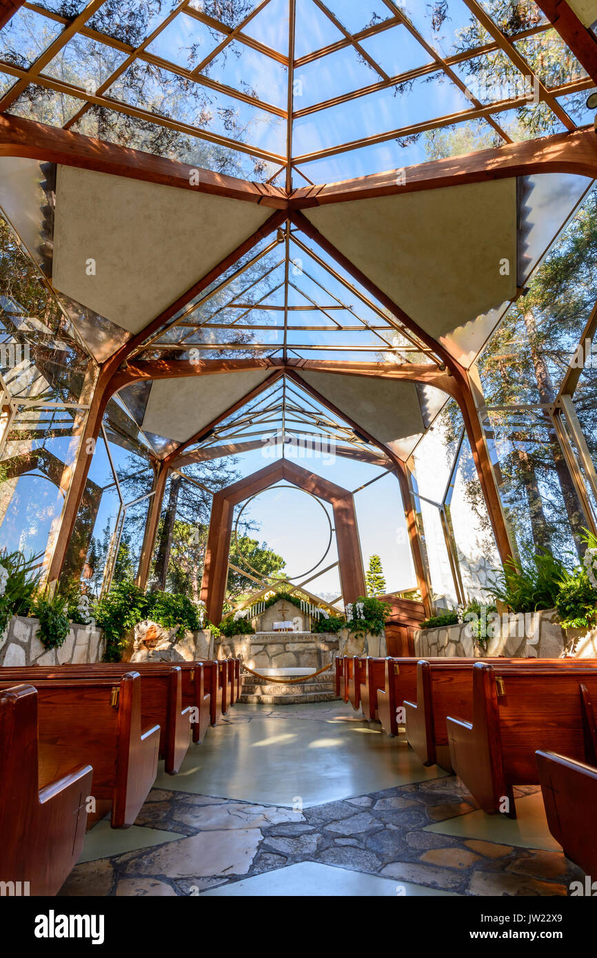 Viandante Cappella dell'interno su un luminoso pomeriggio nella west coast città di Rancho Palos Verdes Foto Stock