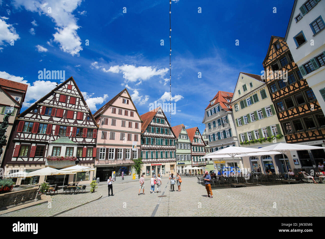 Metà storico-case con travi di legno nel centro di Tubinga, Baden-Württemberg, Germania Foto Stock