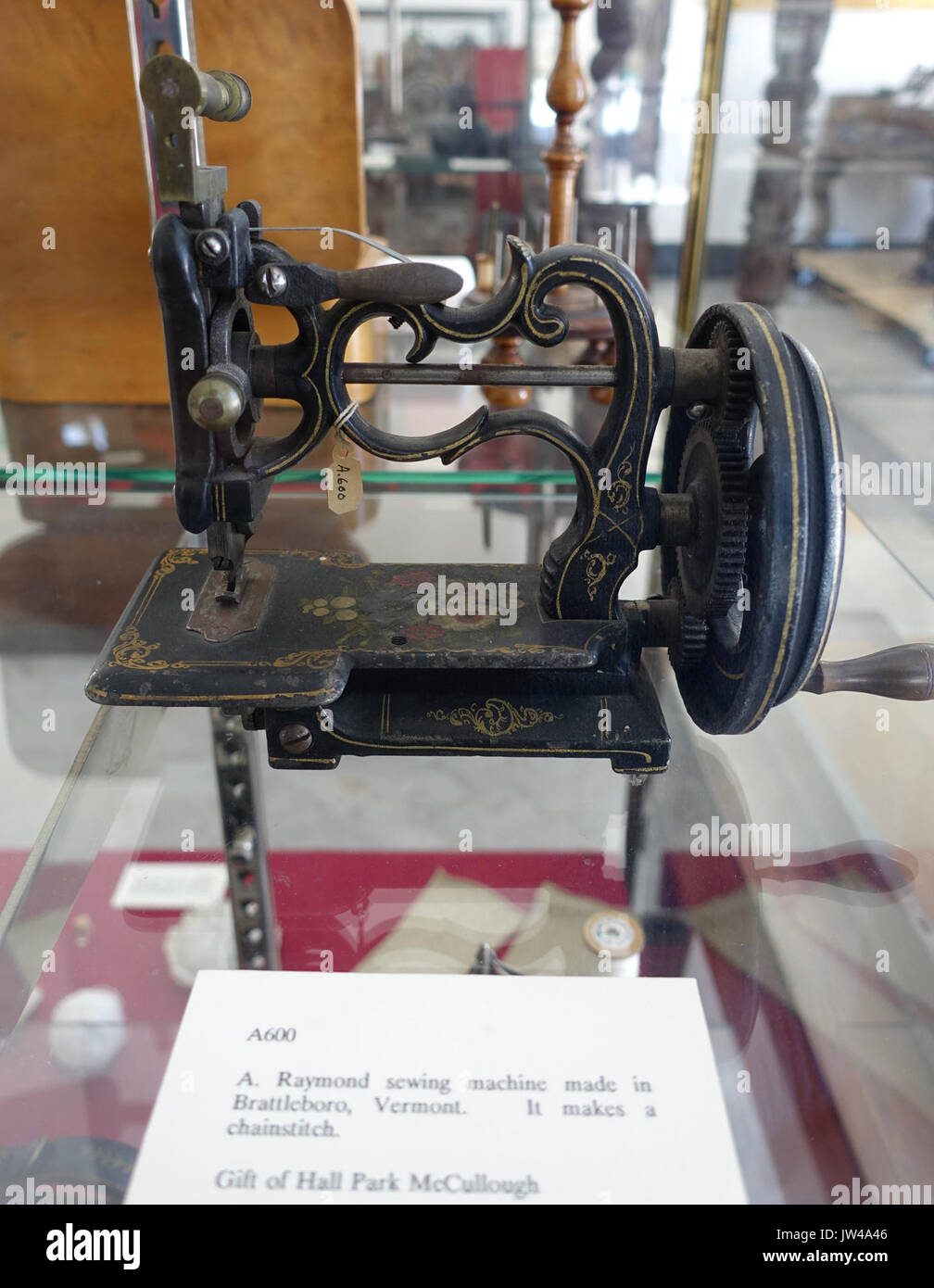 Macchina per cucire, Raymond, Brattleboro VT non datato Bennington Museum Bennington, VT DSC08592 Foto Stock
