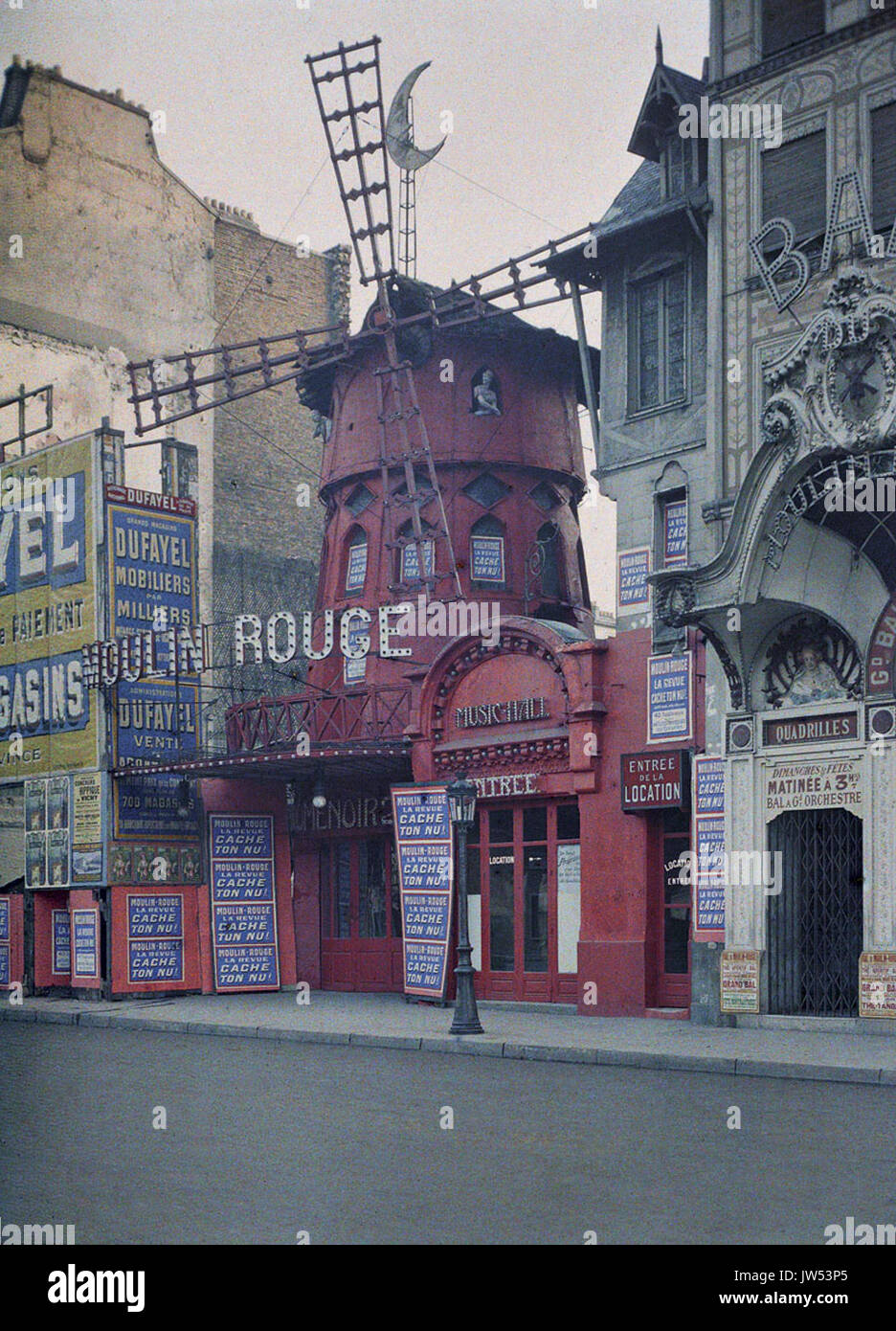 Le Moulin Rouge, Boulevard de Clichy, Paris Foto Stock
