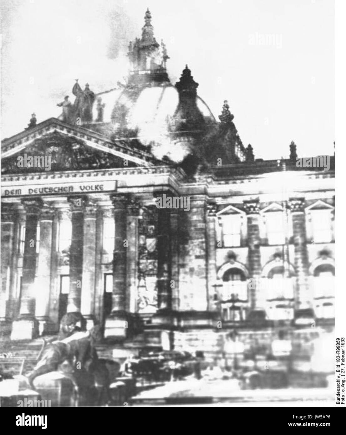 Bundesarchiv Bild 183 R99859, Berlino, brennender Reichstag (Reichstagsbrand) Foto Stock