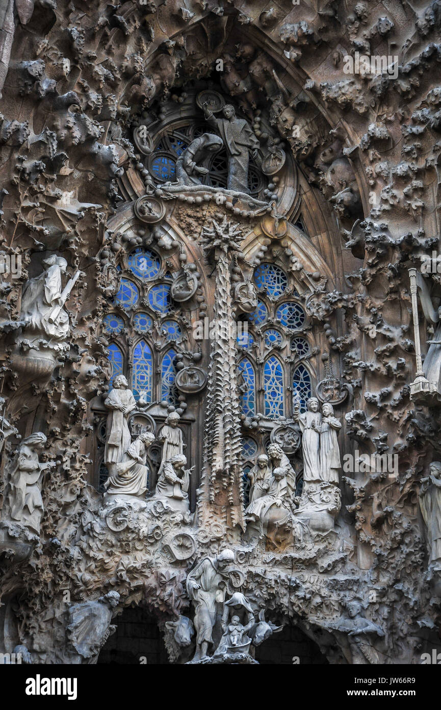 Una dettagliata close-up dell'esterno della Sagrada Familia, il capolavoro di Antoni Gaudì e un Sito Patrimonio Mondiale dell'UNESCO, Barcellona, Spagna Foto Stock