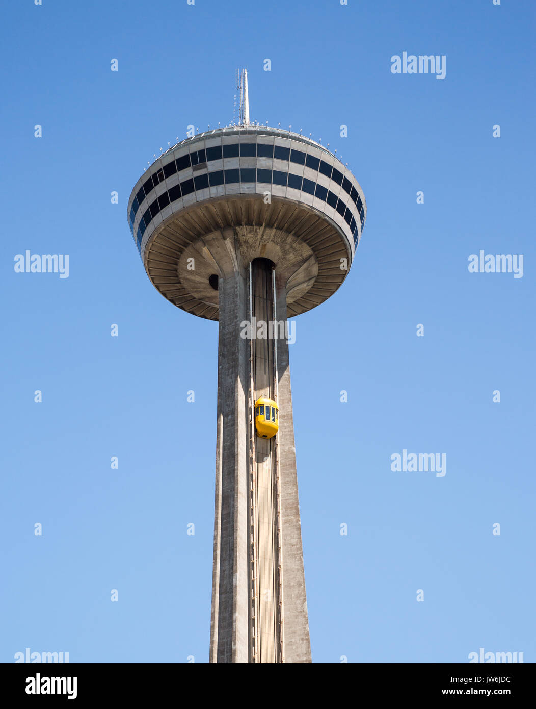 Torre Skylon e piattaforma di osservazione a Cascate del Niagara Foto Stock