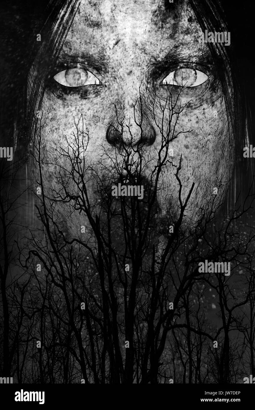 3d illustrazione di close up scary fantasma della donna nei boschi,l'orrore di sfondo supporti misti Foto Stock