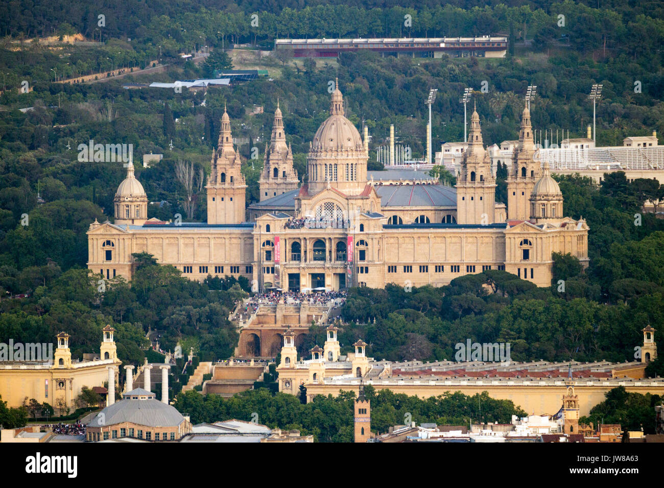 Barcellona, Spagna - 21 Maggio 2016: vista anteriore del Museo Nazionale d'Arte della Catalogna a Barcellona. Foto Stock