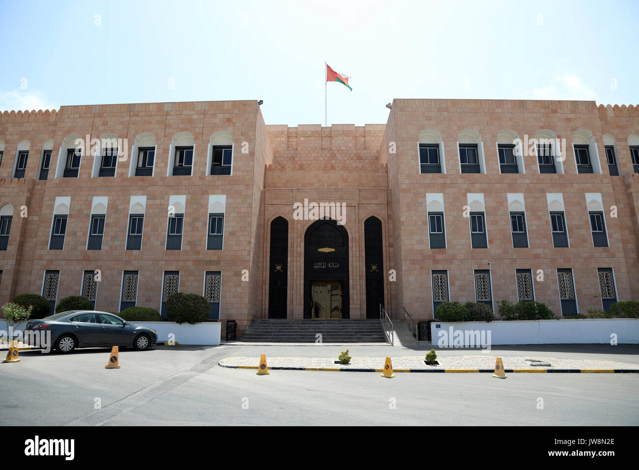 Oman il ministero delle Finanze, vicino al Palazzo Al Alam nella vecchia Muscat Oman, il 10 agosto 2017 Foto Stock