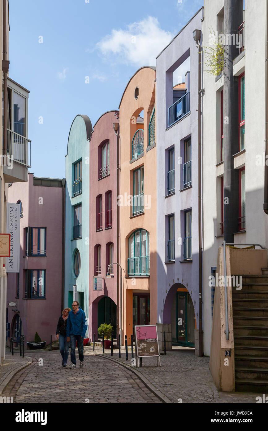 BREMEN, Germania - 16 APR 2016: case colorate in Schnoorviertel storico di Brema, Germania Foto Stock