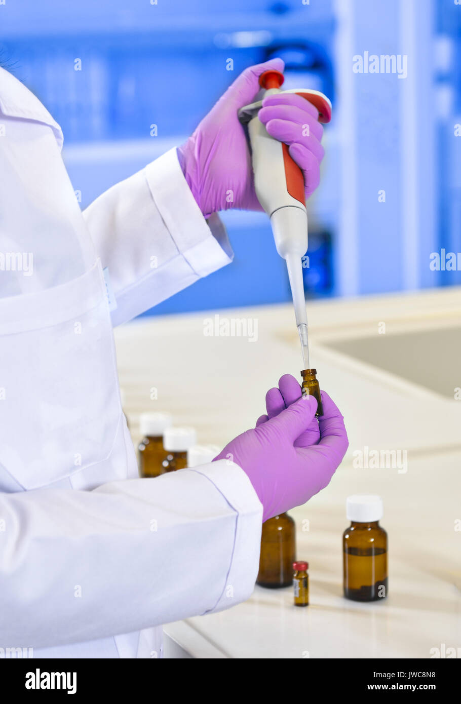 Durante la prova il biologo lab, l'ambiente di laboratorio Foto Stock