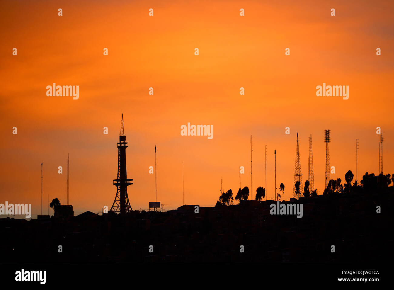 Tramonto e antenne, La Paz, Bolivia, Sud America Foto Stock