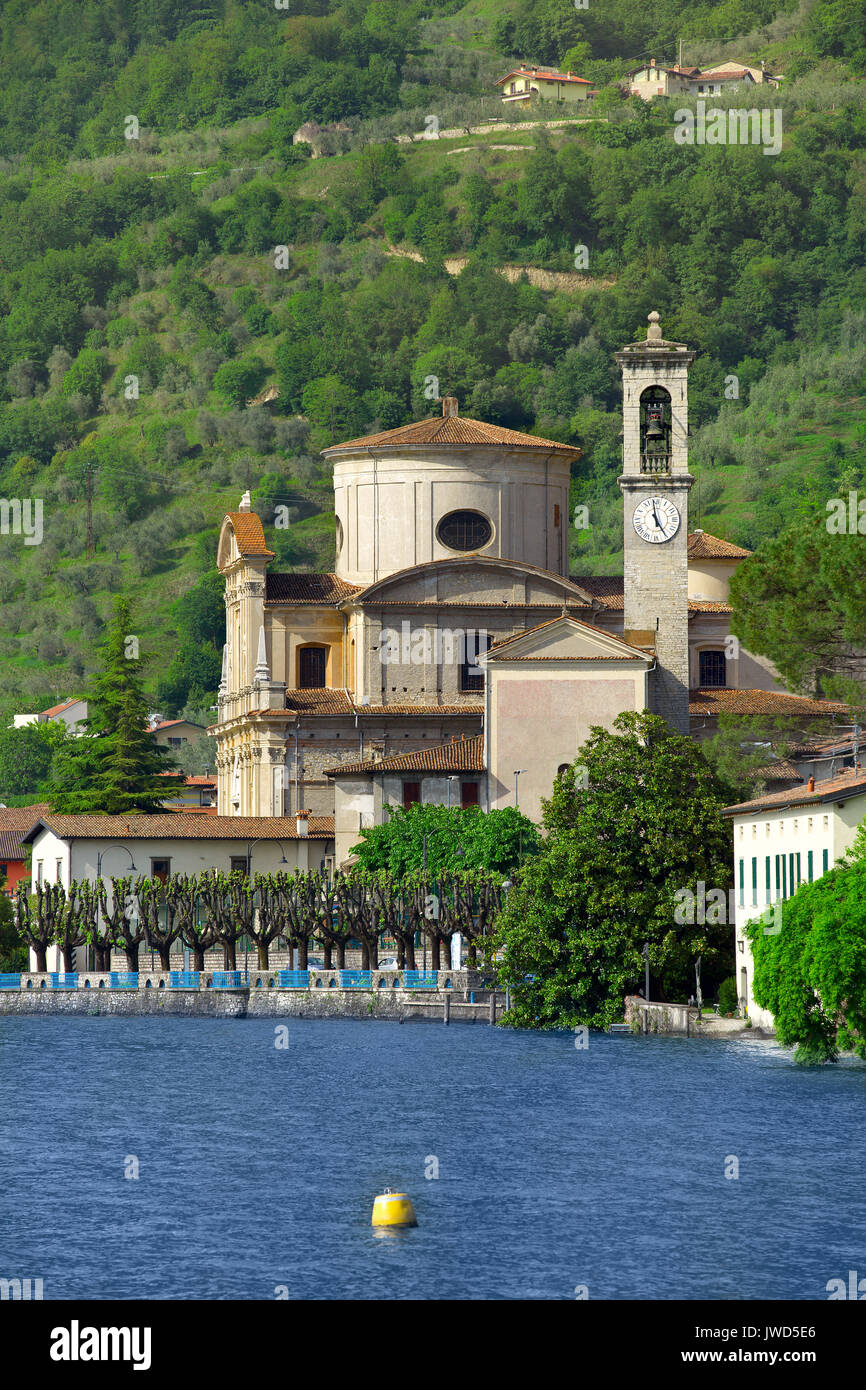 San Zenone chiesa, SALE MARASINO sul lago d'Iseo, Brescia, Lombardia ,  Italia Foto stock - Alamy