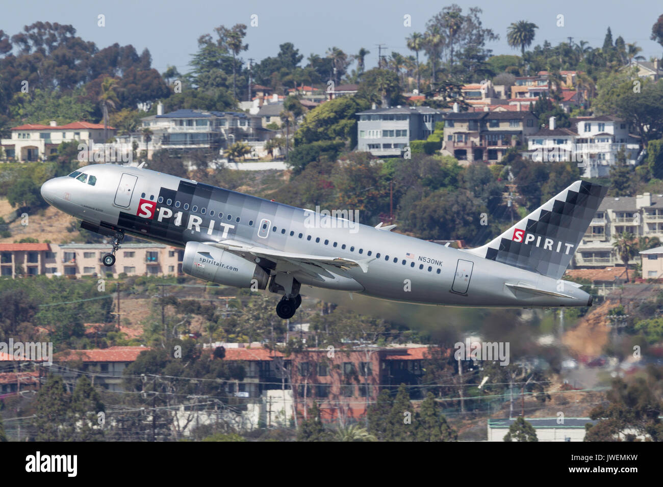 Spirito airlines Airbus A319-132 n530nk con partenza dall'aeroporto internazionale di San Diego. Foto Stock