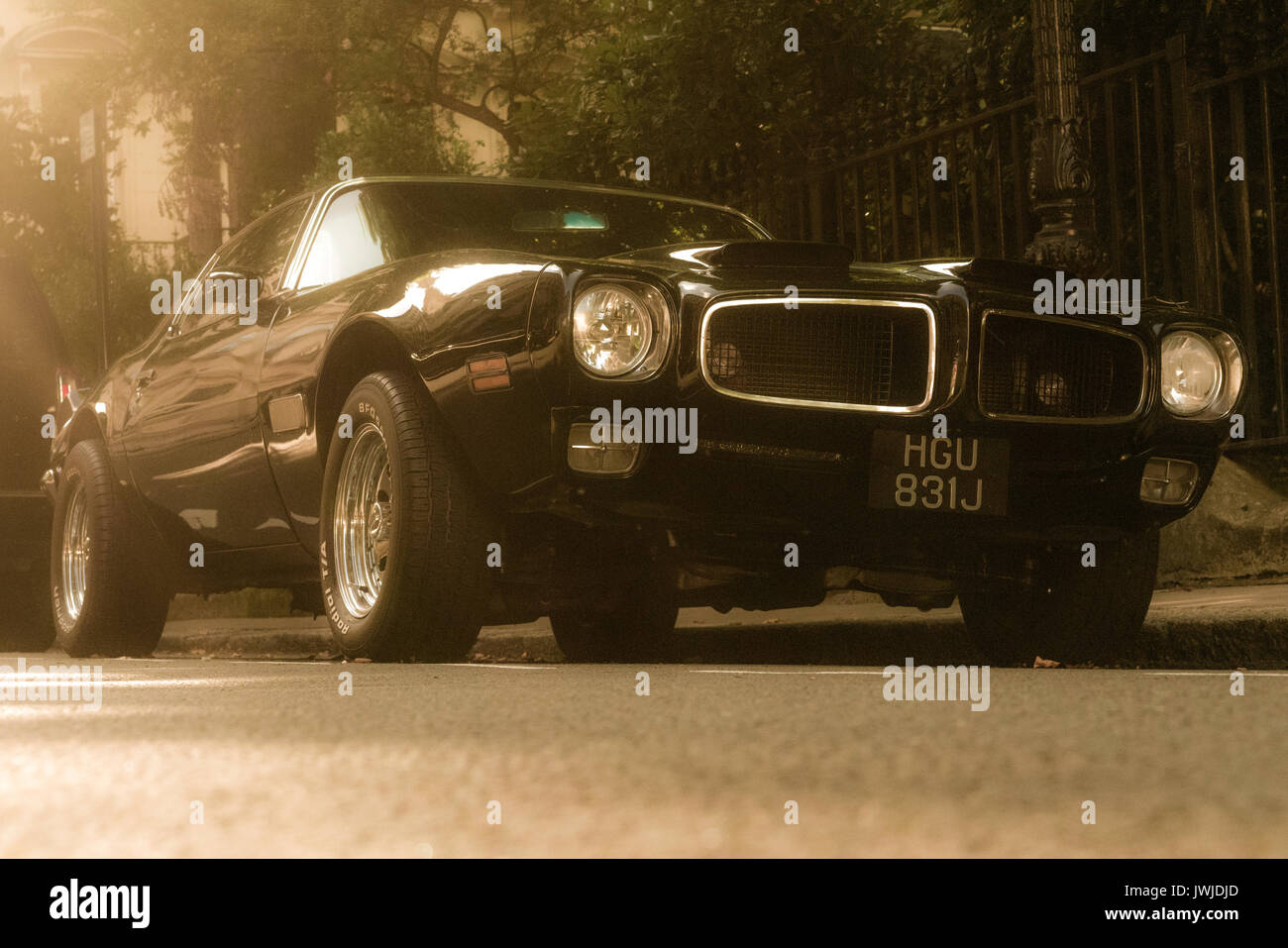 Un parcheggiato la Pontiac Firebird nelle strade di Londra Foto Stock