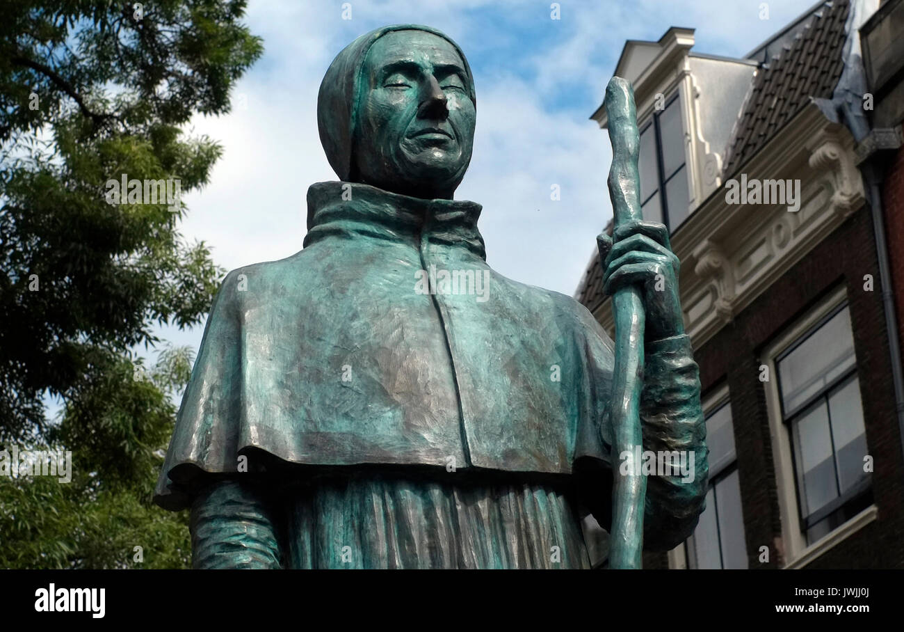 Statua di giovanni vi immagini e fotografie stock ad alta risoluzione