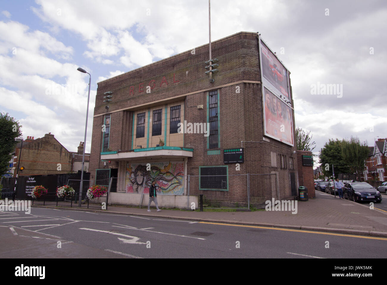 Regal Cinema, Highams Park, Londra, Regno Unito, vecchie foto casa cinema, ora utilizzato come sala da biliardo Foto Stock