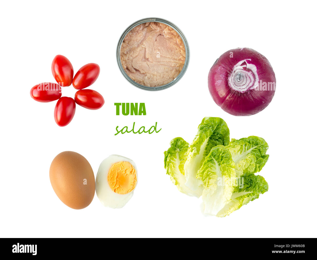 Insalata di tonno ingredienti: foglie di lattuga, pomodori ciliegini, uovo ,cipolla dolce e tonno può isolato su bianco Foto Stock