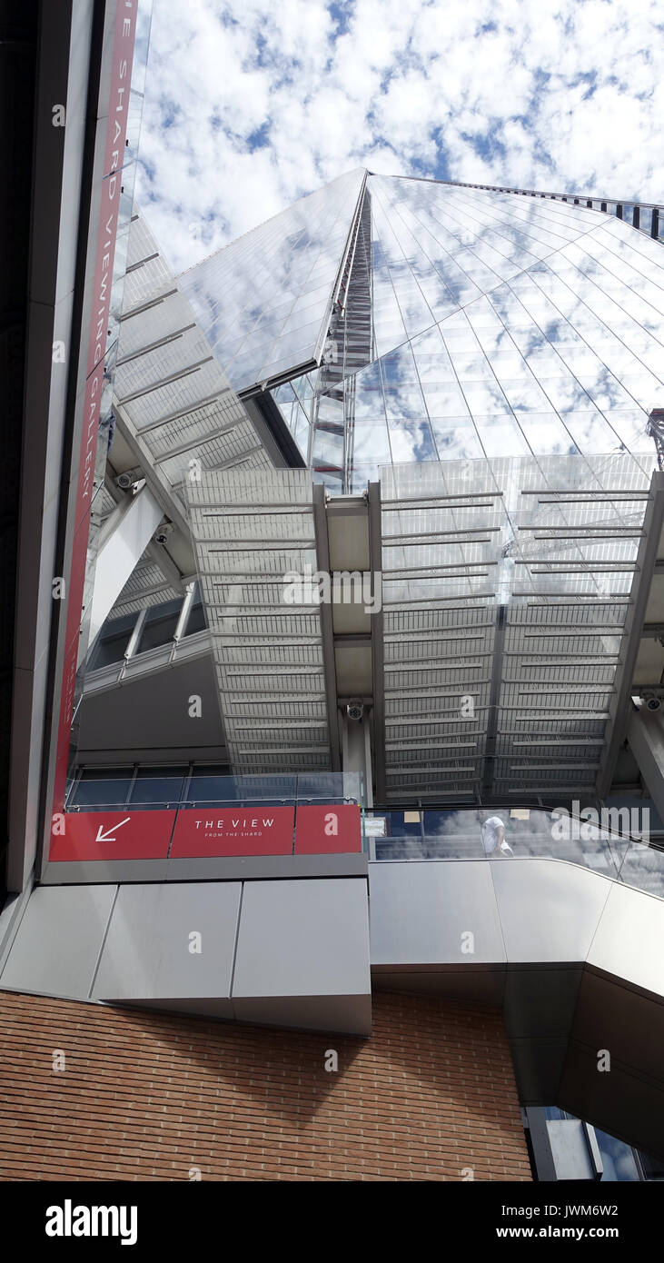 Shard e piattaforma di osservazione London Inghilterra England Foto Stock