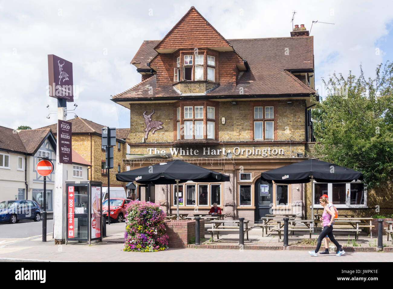Il White Hart pub di Orpington High Street Foto Stock