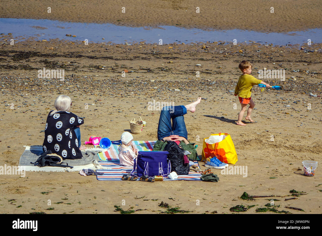 Vacanze Estate folle sulla spiaggia, Saltburn dal mare, North Yorkshire Foto Stock