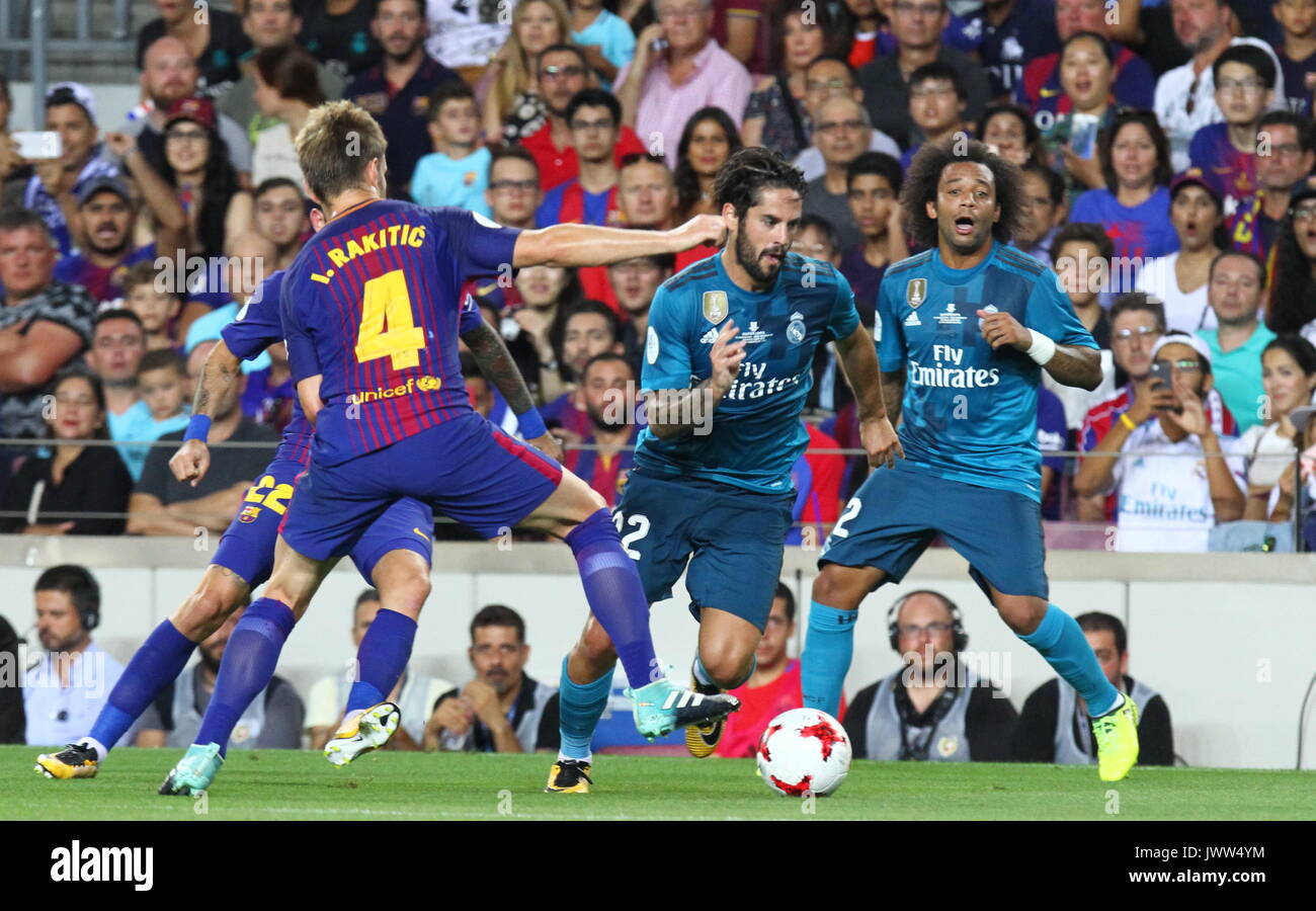 Jordi Alba in azione durante la Supercopa de España-un gioco 1 tra FC Barcelona contro il Real Madrid al Camp Nou Foto Stock