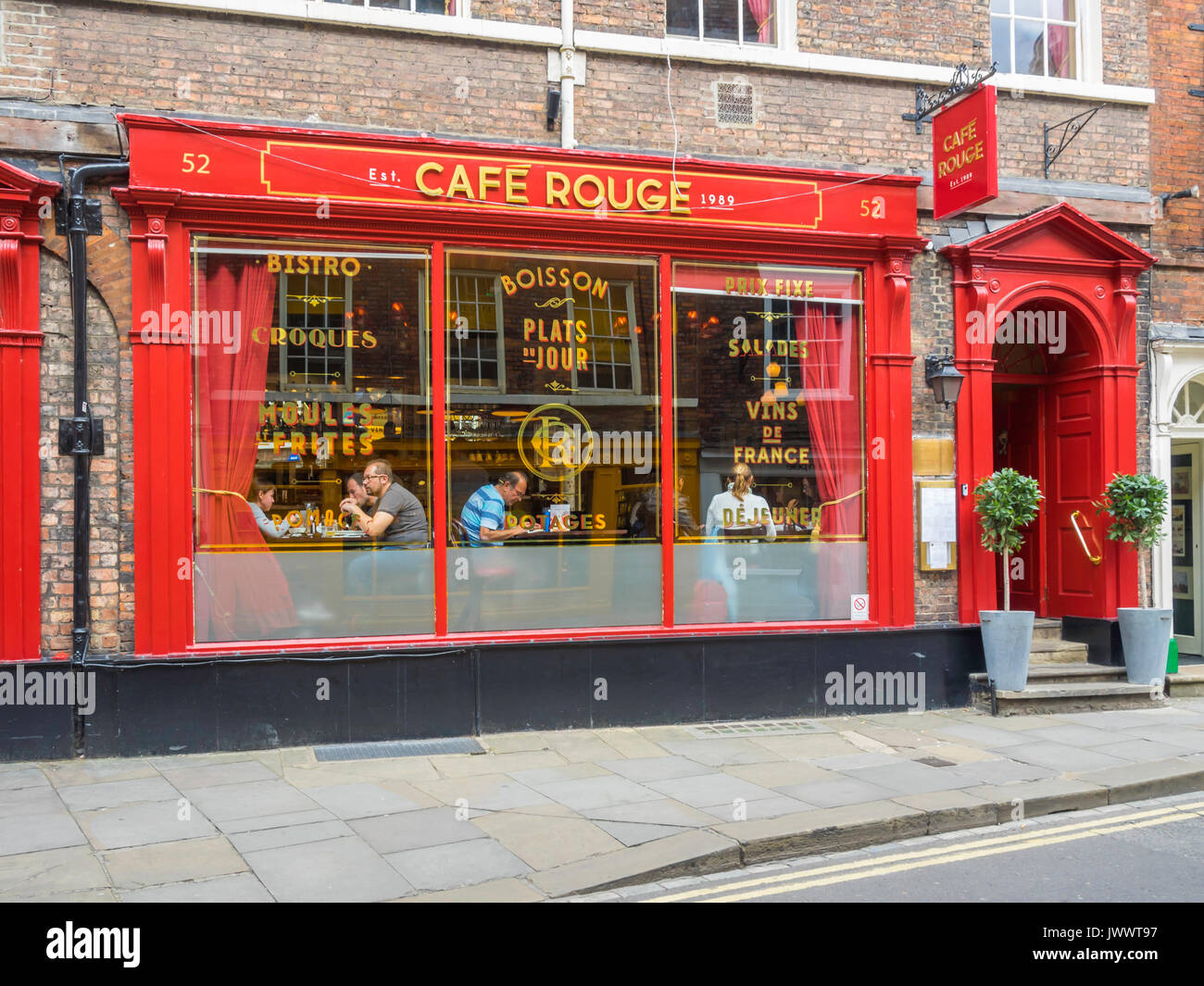 Café Rouge stile Francese Bistro Café in bassa Petergate York Inghilterra Foto Stock