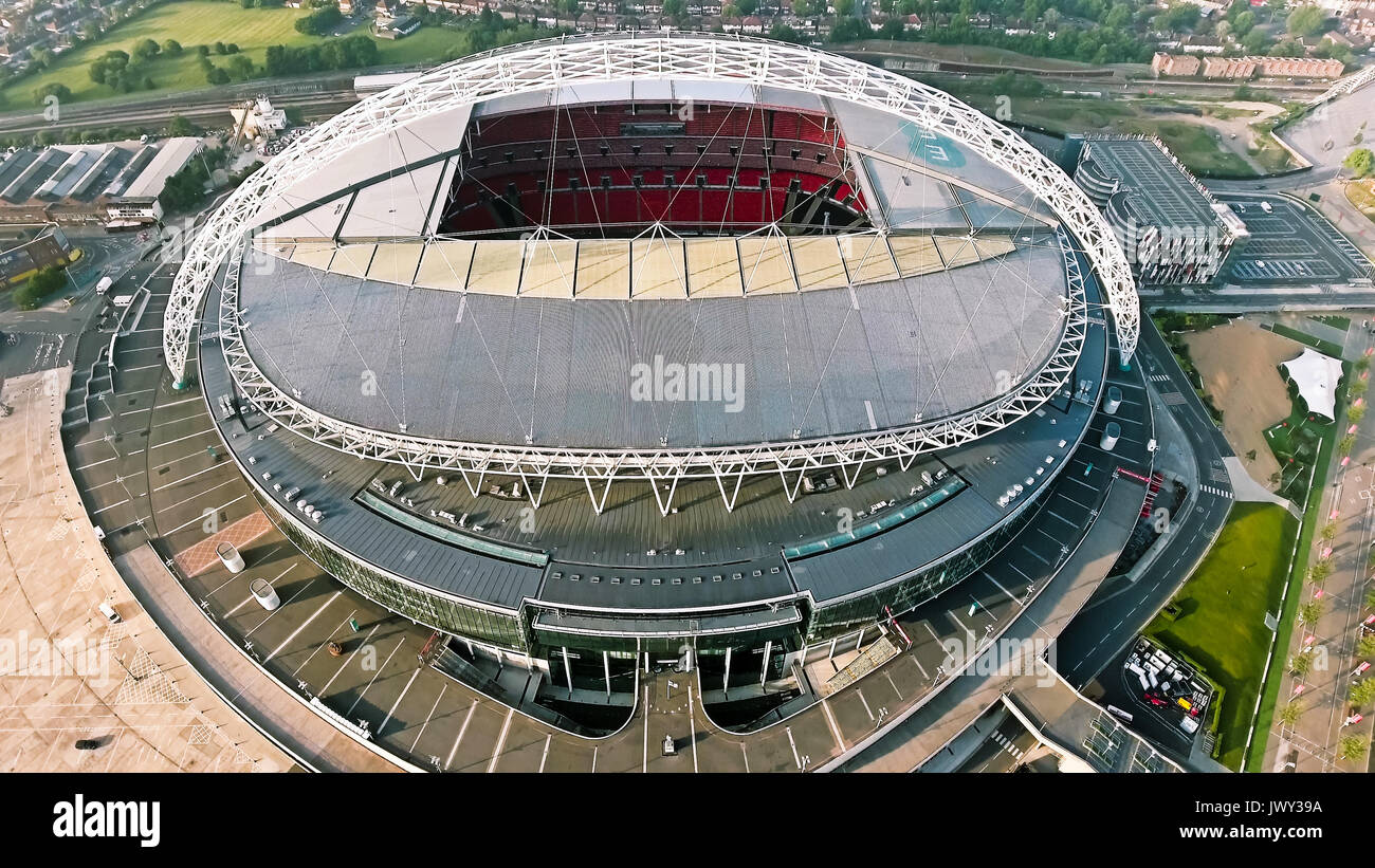 Wembley Stadium il 10 ottobre 2016 a Londra, Inghilterra. Vista aerea foto iconica calcio Wembley Arena Foto Stock