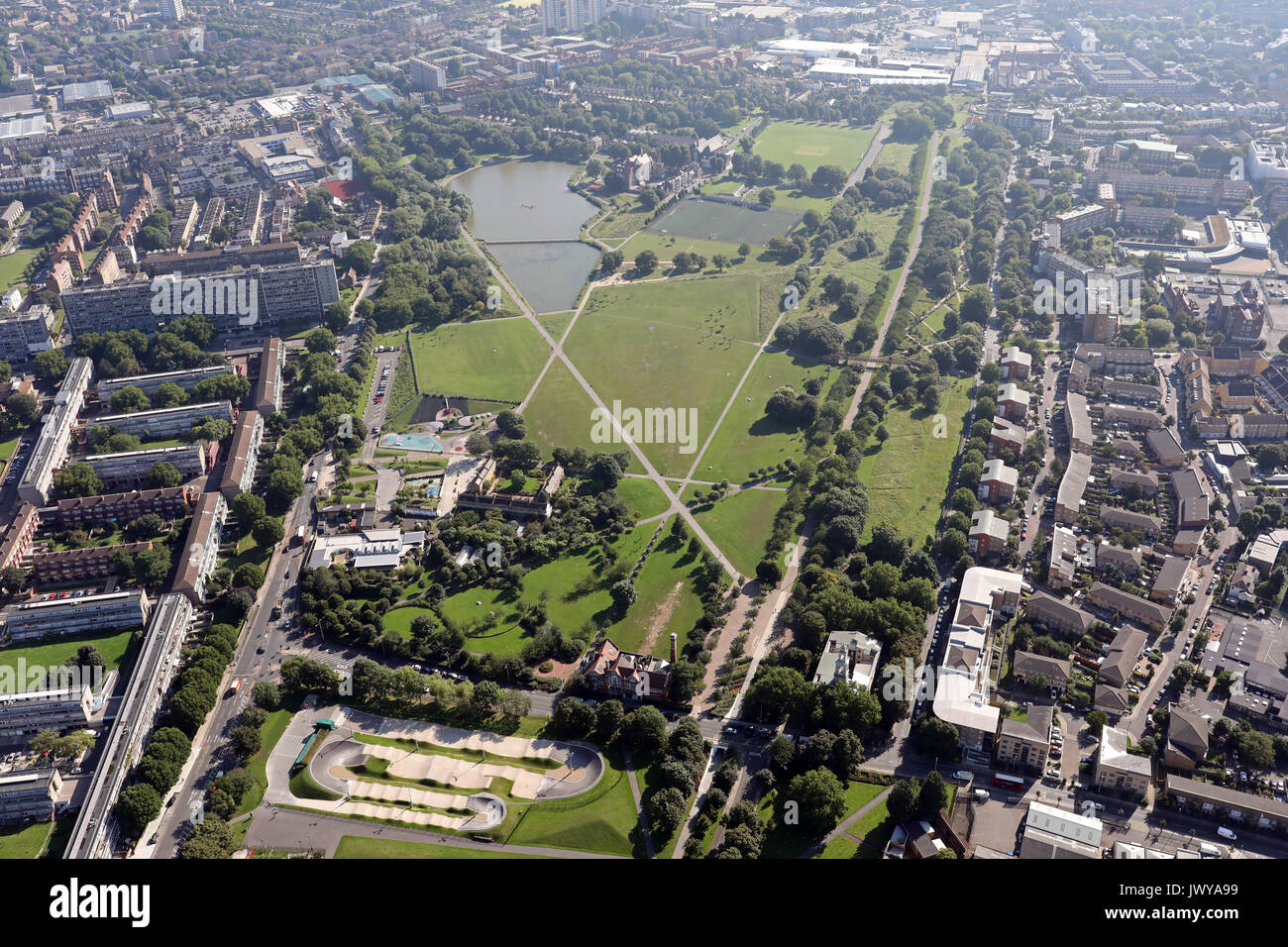 Vista aerea di Burgess Park, London SE5, Regno Unito Foto Stock
