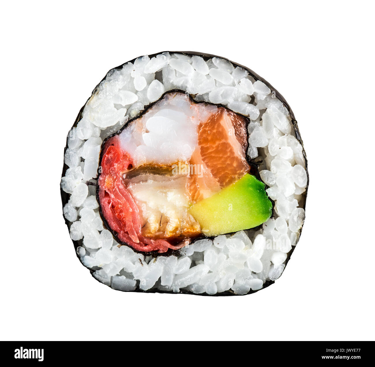 Rotolo di Sushi con Salmone e Gamberetti e avocado su sfondo bianco Foto Stock