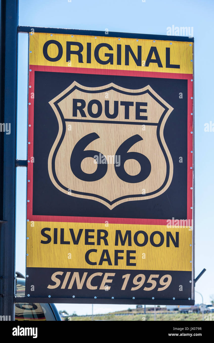Interstate 40 in Nuovo Messico con la famosa Route 66 Turismo Foto Stock