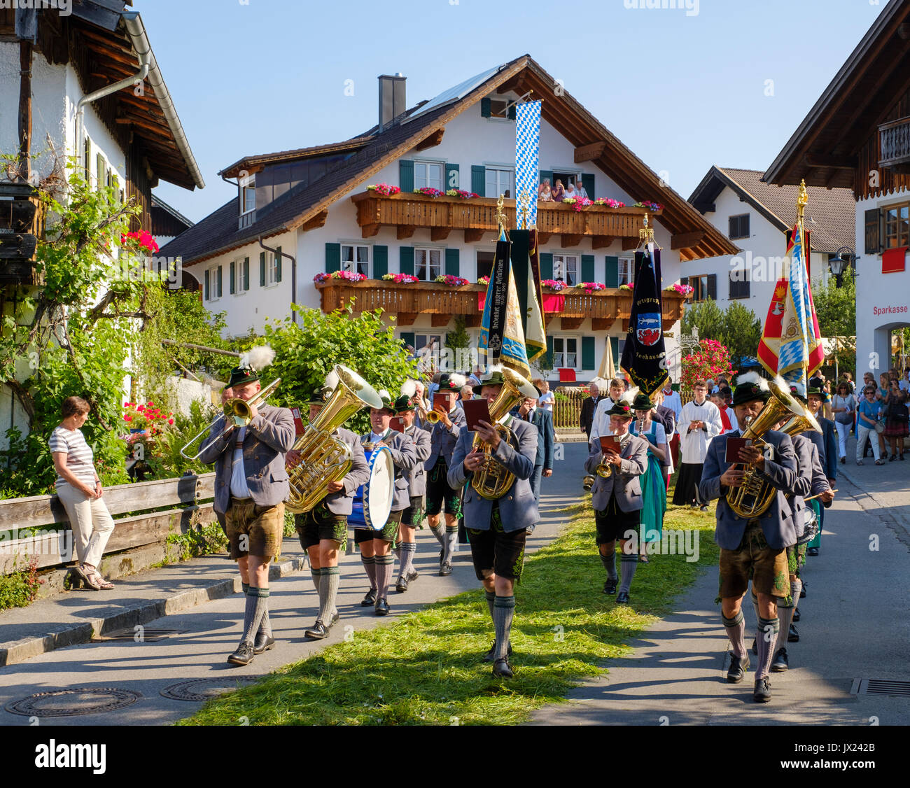 Processione del Corpus Domini, Seehausen am Staffelsee, La Terra Blu, Alta Baviera, Baviera, Germania Foto Stock